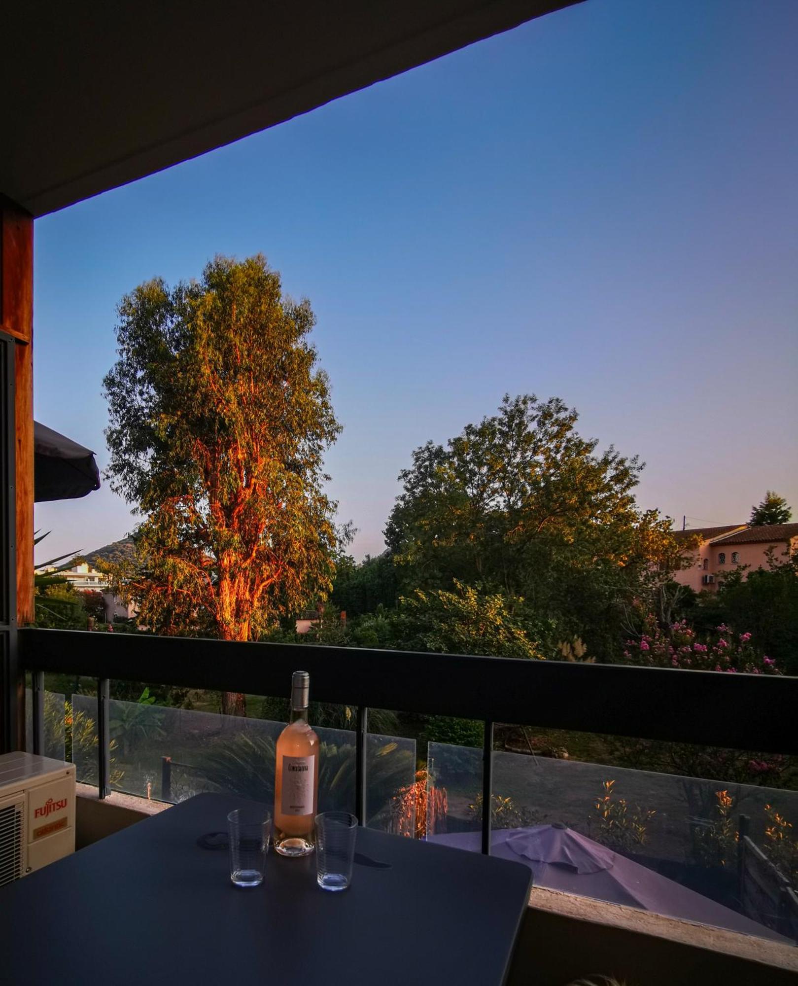 Leman Holidays - Le Palm Mandelieu Dış mekan fotoğraf